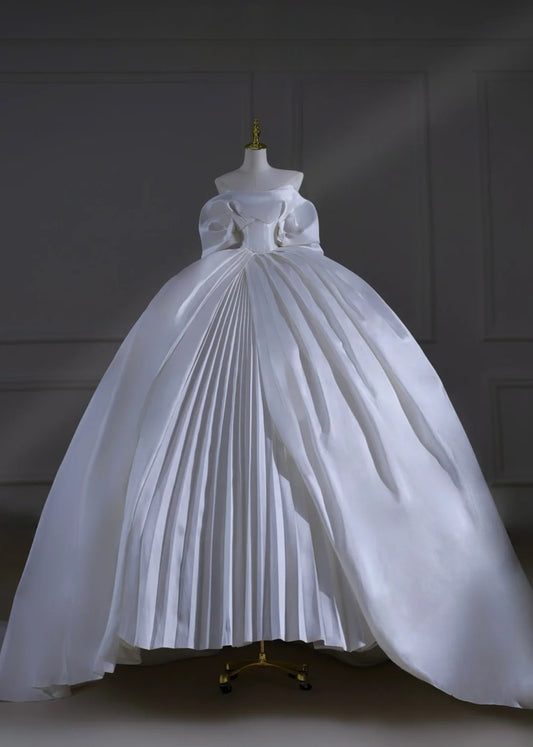 Princess Long Wedding Gowns Ball Gown Strapless Short Sleeves Satin for Bride With Sleeves Pleated Train White Bridal Dress AS503