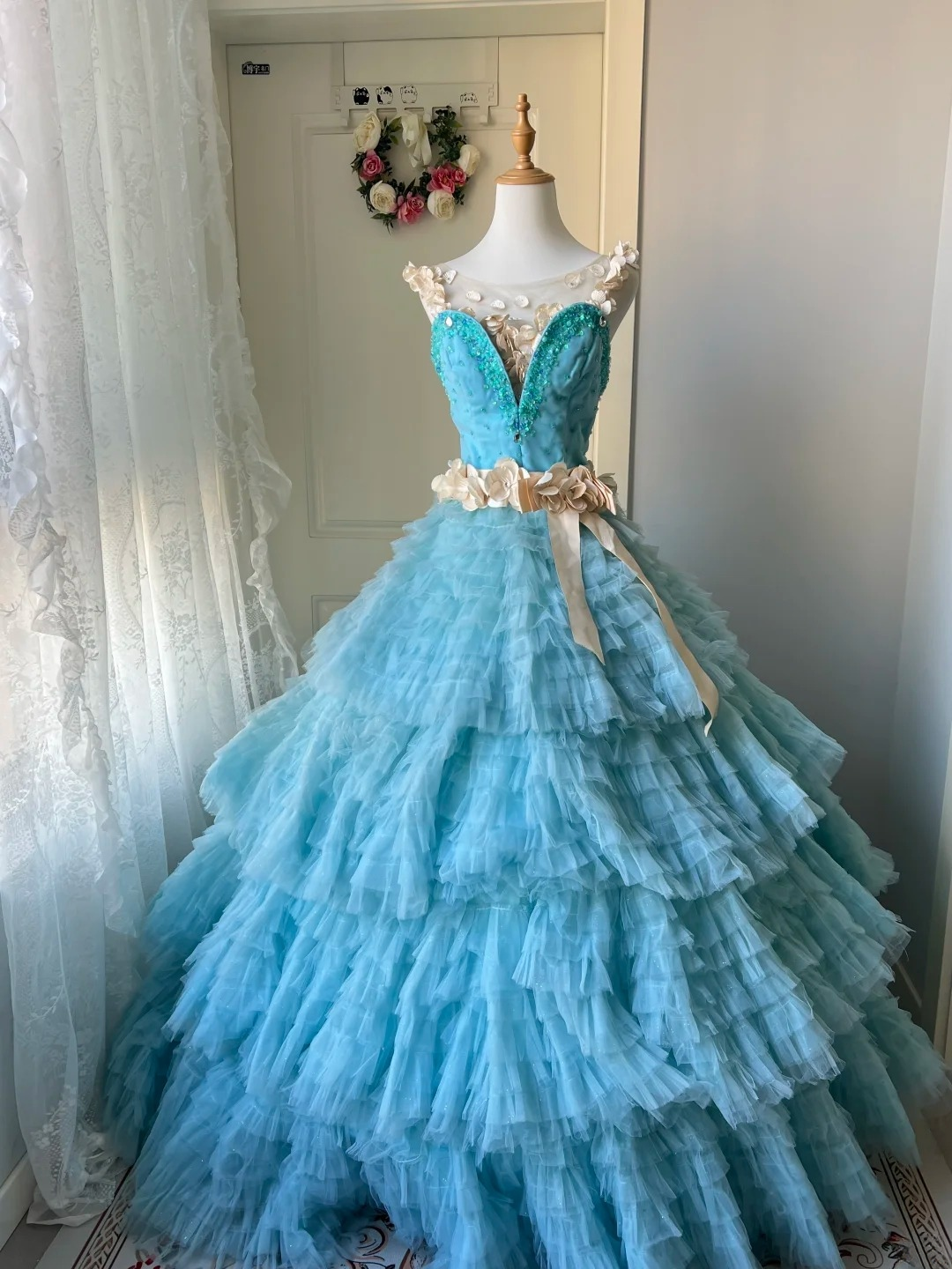 Sweet 16 Quinceanera Dress Scoop Blue Tiered Layers Ball Gown With Ruffled Beading Birthday Party Gown RC0815