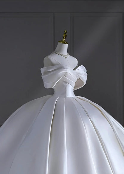 Princess Long Wedding Gowns Ball Gown Off The Shoulder Pleated Satin for Bride With Sleeves Train White Bridal Dress AS506