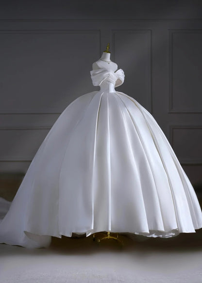Princess Long Wedding Gowns Ball Gown Off The Shoulder Pleated Satin for Bride With Sleeves Train White Bridal Dress AS506