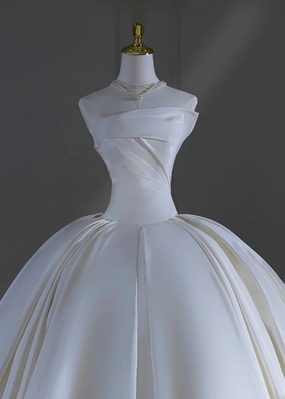 Romantic Long Wedding Dresses White Ball Gown Strapless Long Wedding Dress Style For Brides Fitted With Train Bridal Gowns AS509