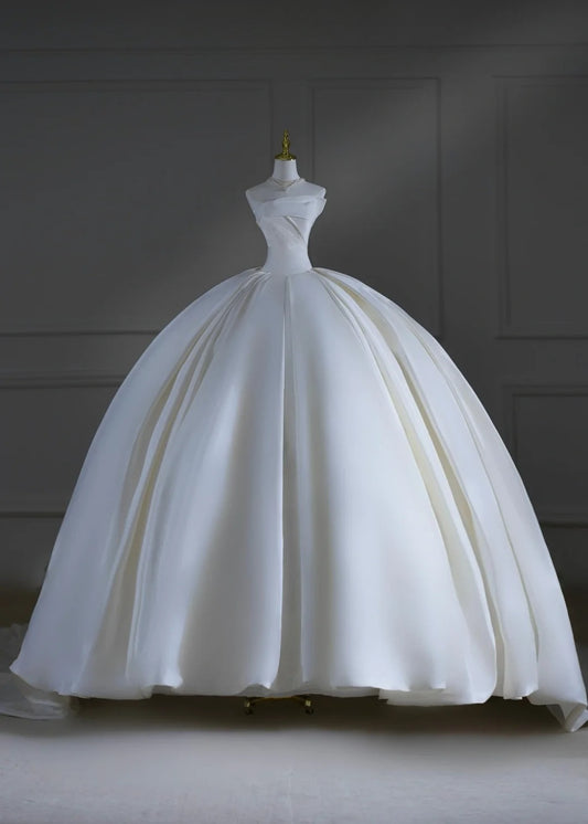 Romantic Long Wedding Dresses White Ball Gown Strapless Long Wedding Dress Style For Brides Fitted With Train Bridal Gowns AS509