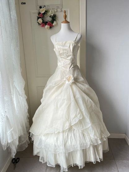 Fairytale Sweet 16 Dress Princess Ball Gown Spaghetti Straps With Layers Lace Floor‑Length Quinceanera Dresses RC0836