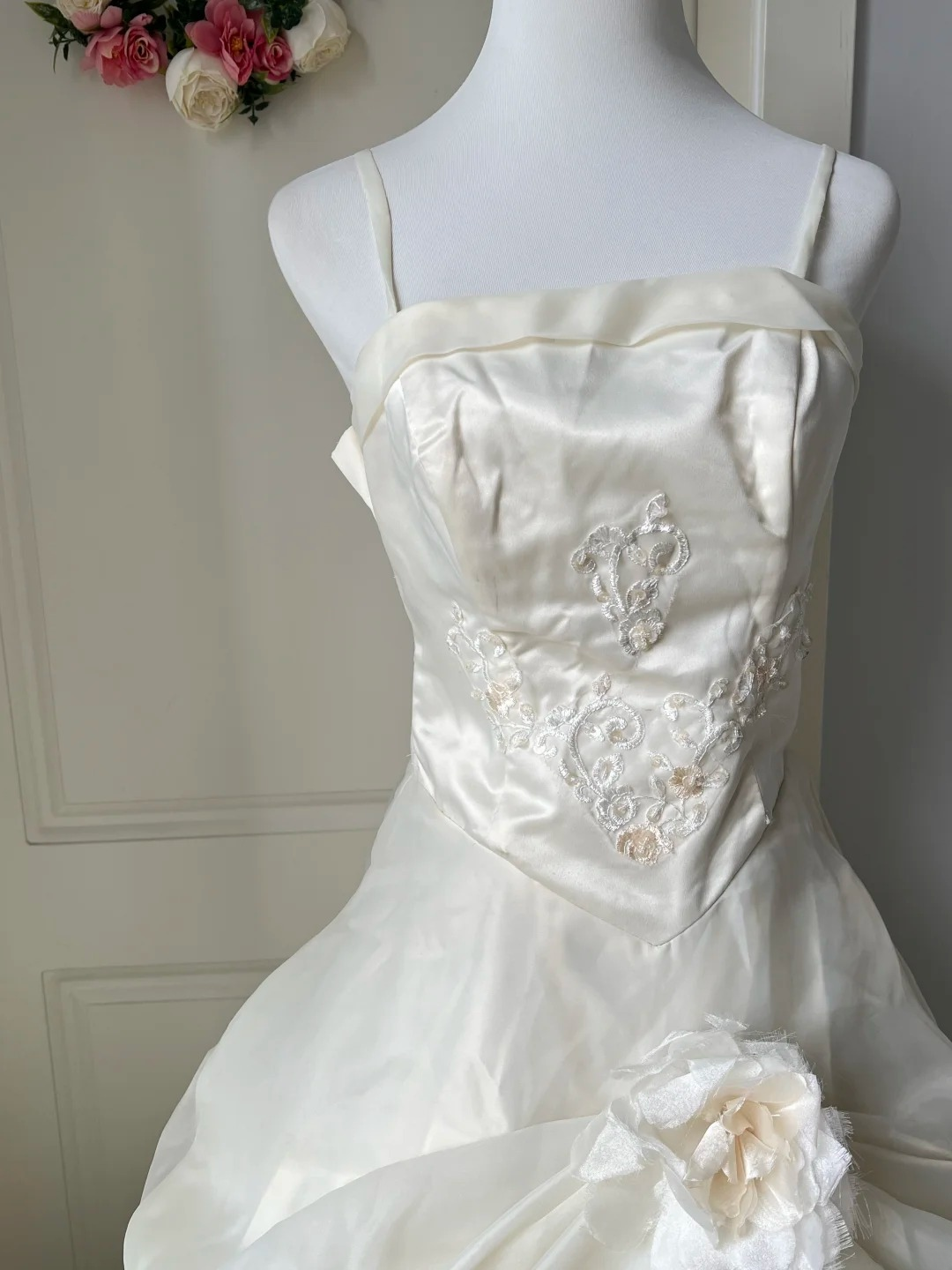 Fairytale Sweet 16 Dress Princess Ball Gown Spaghetti Straps With Layers Lace Floor‑Length Quinceanera Dresses RC0836