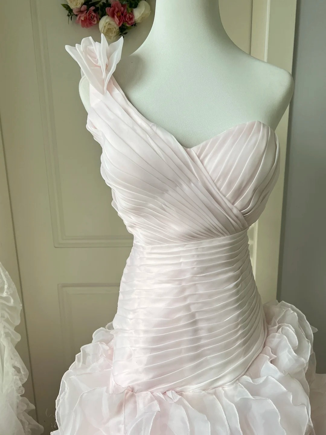 Prom Dress Modest Mermaid One Shoulder Pink Formal Party Gown With Tiered Layers For Senior Women RC0847