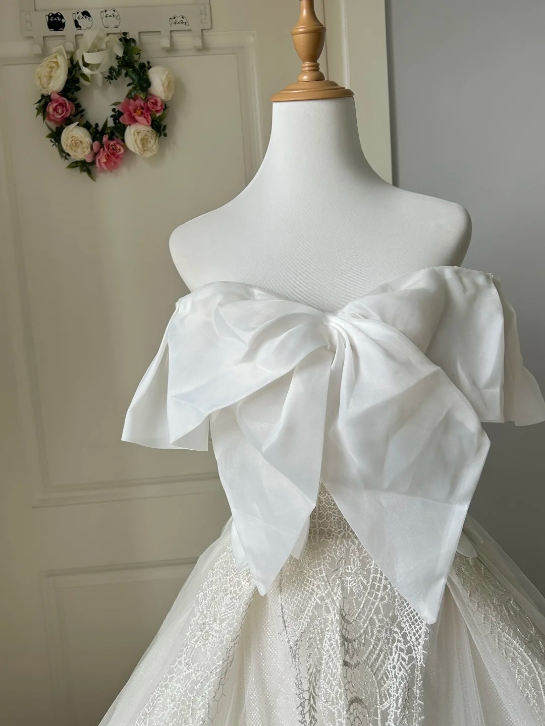 Sweet 16 Quinceanera Dress Ball Gown Strapless White Tulle With Lace Bows Birthday Party Gown RC0919