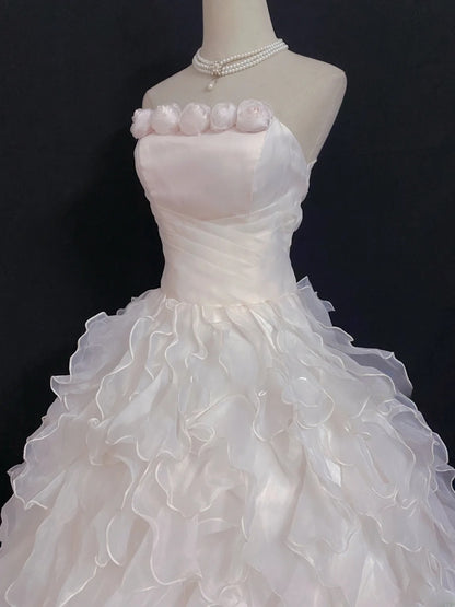 Princesses Fairytale Ball Gown Strapless Light Pink With Tiered Layers Flowers Quince Dress Quinceanera Dresses Birthday Outfit RB8016