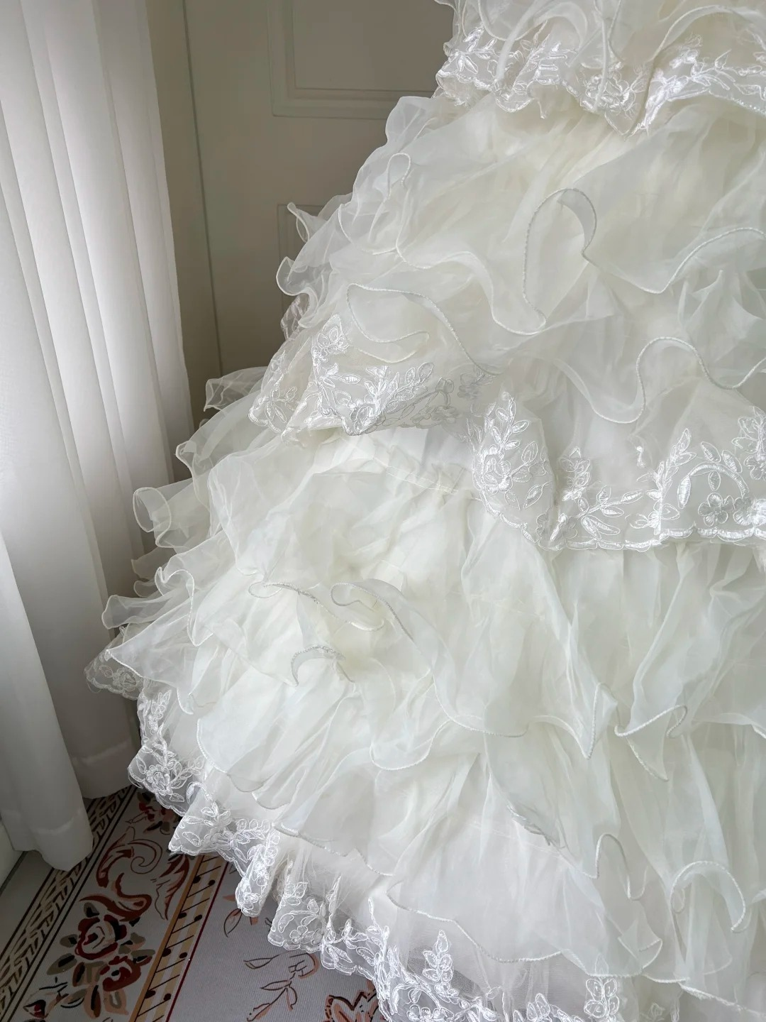 Sweet 16 Quinceanera Dress Ball Gown Strapless Ivory With Tiered Layers Lace 15 Birthday Party Gown RC0922