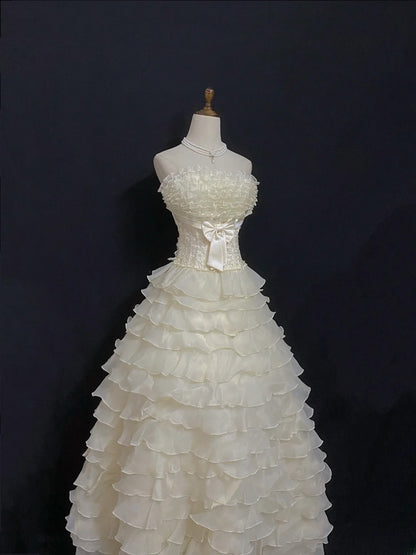 Princesses Fairytale Ball Gown Strapless Cream Ivory With Tiered Layers Quince Dress Quinceanera Dresses Birthday Outfit RB8018