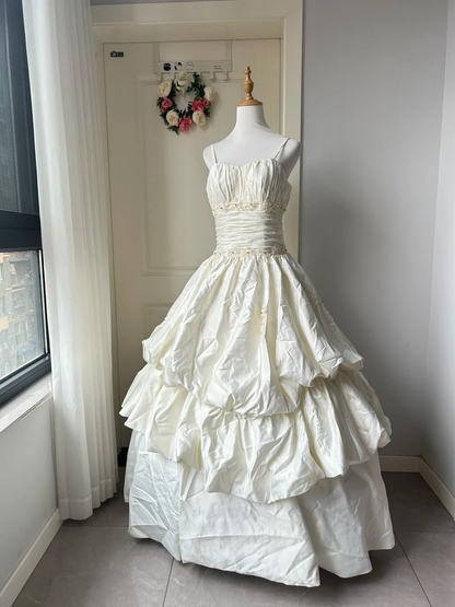 Satin Wedding Dress Modest Ball Gown Spaghetti Straps White With Tiered Beaded Long Bridal Gown RC0926