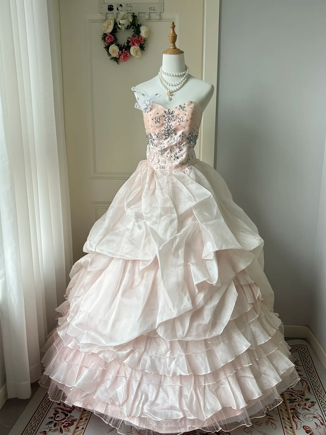 Sweet 16 Quinceanera Dress Ball Gown Sweetheart Pink Tiered Layers With Beaded 16th Birthday Party Gown RC0935