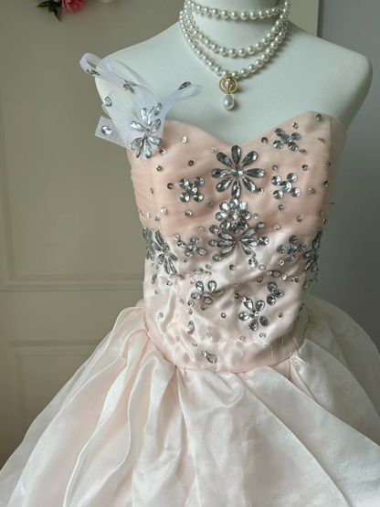 Sweet 16 Quinceanera Dress Ball Gown Sweetheart Pink Tiered Layers With Beaded 16th Birthday Party Gown RC0935