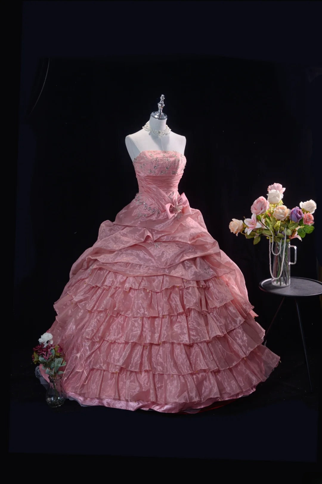 Pretty Ball Gown Strapless Pink Quinceanera Dresses With Tiered For Sweet 15 Anos Celebration Birthday Formal Gown RB8775