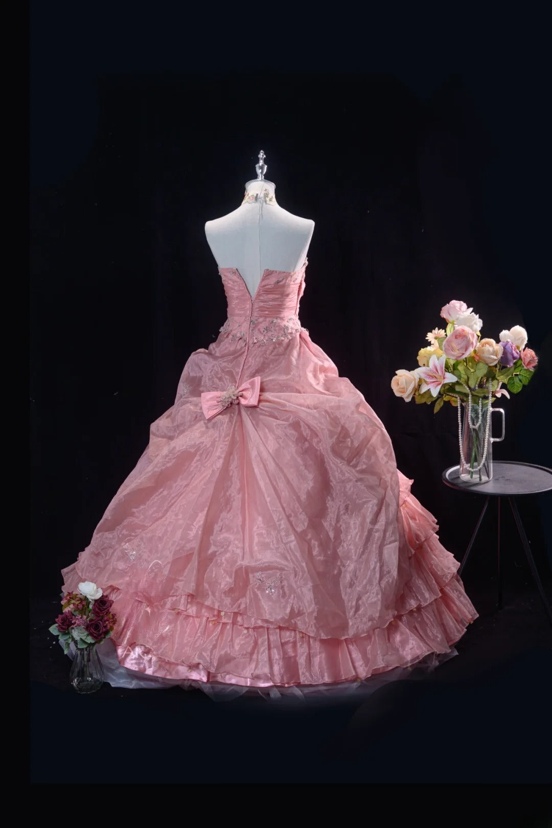 Pretty Ball Gown Strapless Pink Quinceanera Dresses With Tiered For Sweet 15 Anos Celebration Birthday Formal Gown RB8775