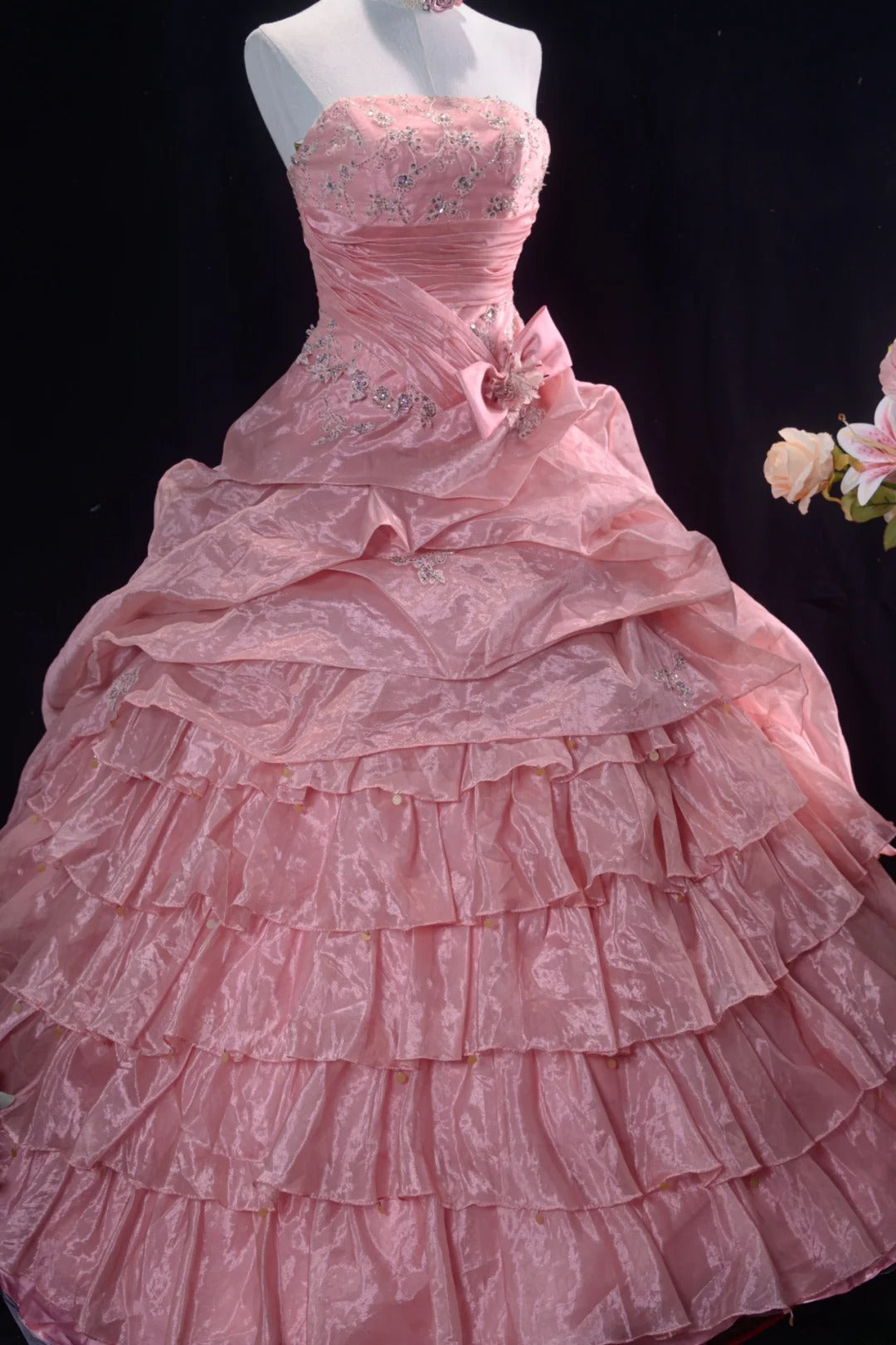 Pretty Ball Gown Strapless Pink Quinceanera Dresses With Tiered For Sweet 15 Anos Celebration Birthday Formal Gown RB8775