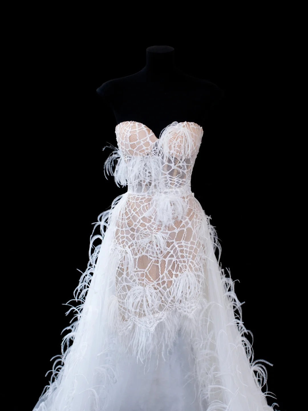 Timeless Women's A Line Strapless Sleeveless White Lace With Feathers Short Vintage Fitted 1920s Wedding Dresses AS584