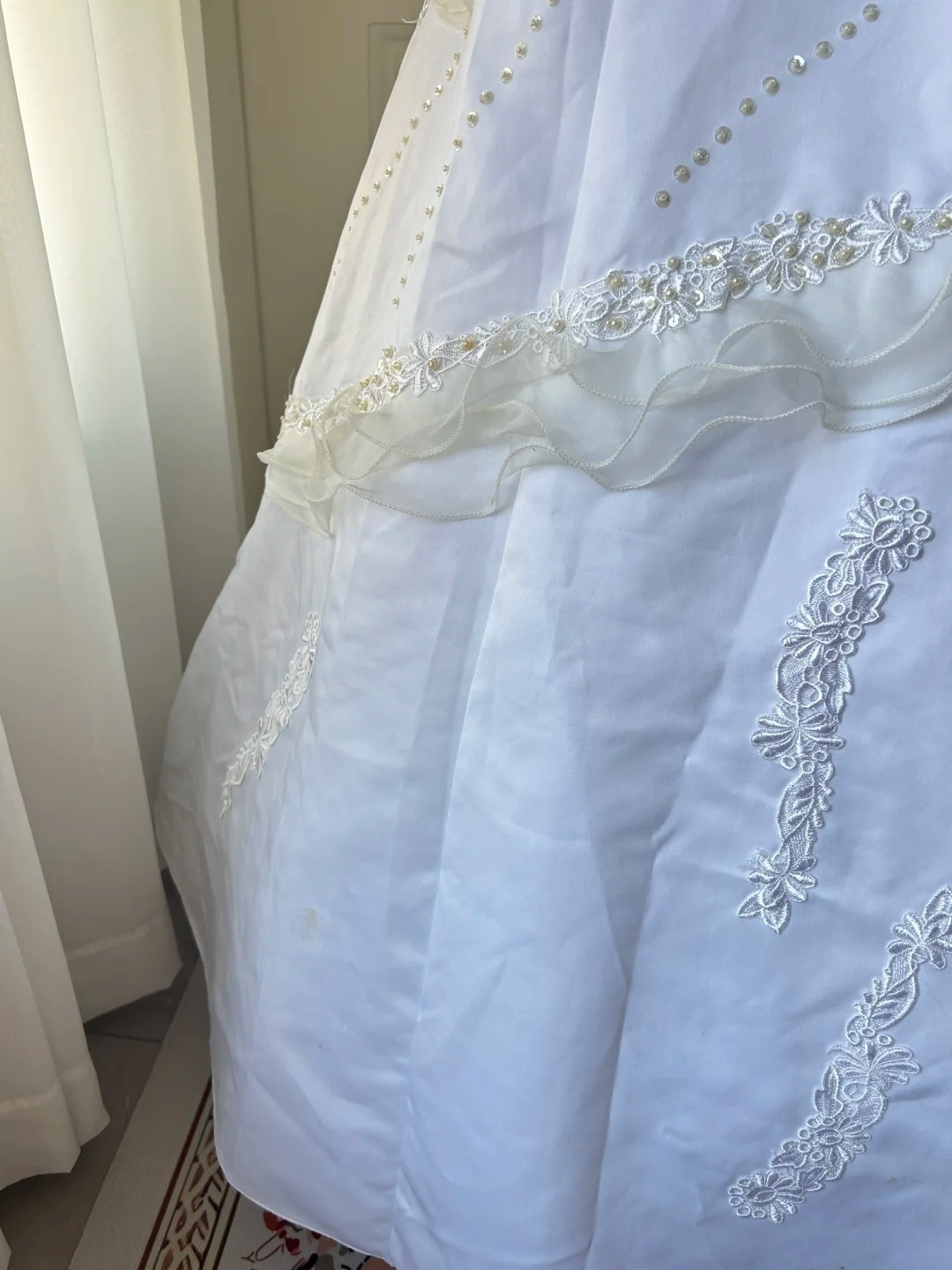 Wedding Dress Fairytale Ball Gown Spaghetti Straps White With Lace Satin Floor Length Bridal Gown RC0960