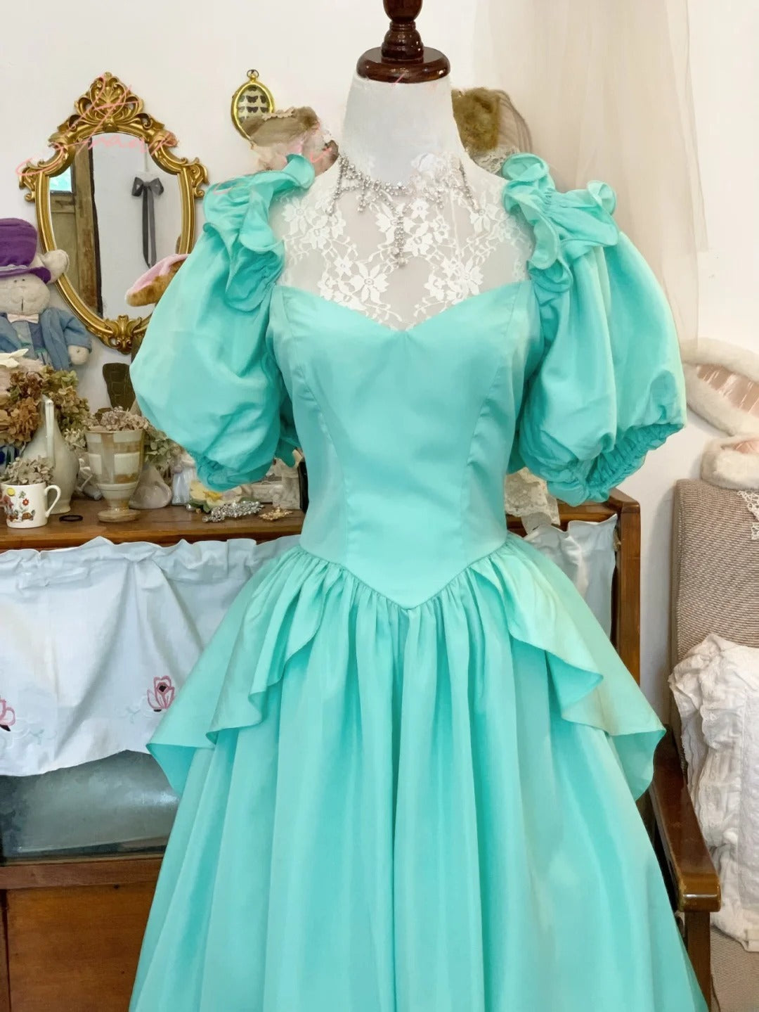 Elegant A Line Sweetheart Blue Satin Long Prom Dress Floor Length Evening Party Gown RB9677