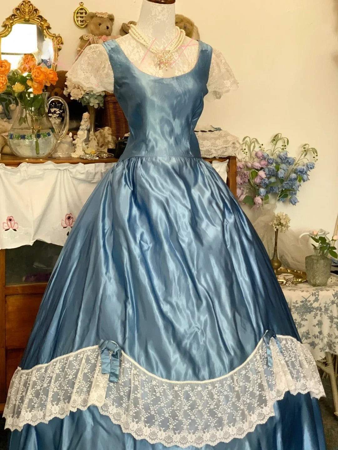 Sweet 16 Dress Satin Ballgown Square Neck Blue With Lace Sweet Sixteen Dress RB9681