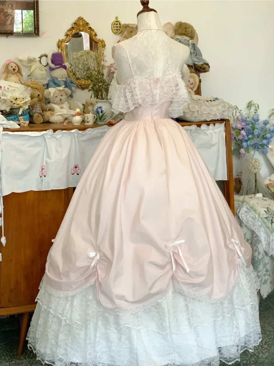 Sweet 16 Dress Satin Ballgown Spaghetti Straps Pink With White Lace Long Sweet Sixteen Dress RB9700