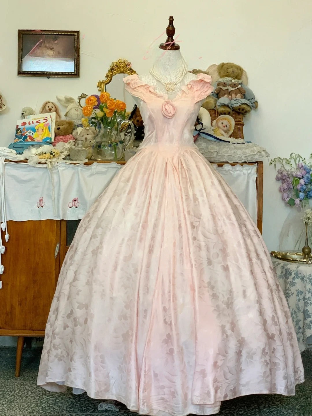 Sweet 16 Dress Satin Ballgown Pink Lace With Ruched V Neck Sweet Sixteen Dress RB9719