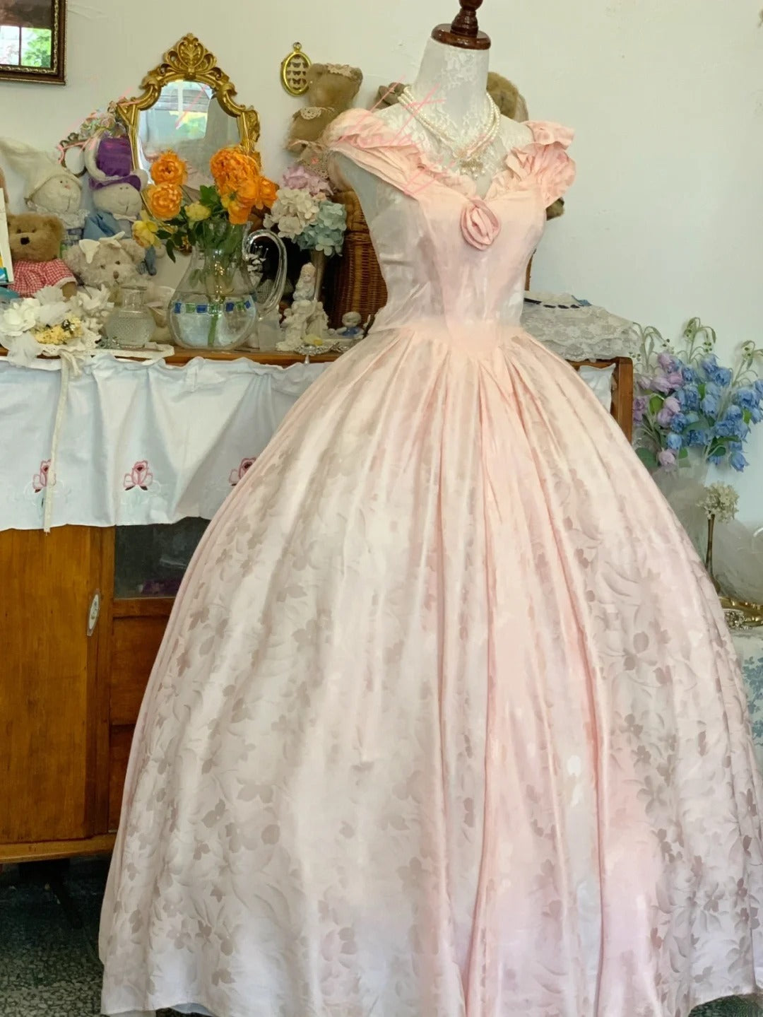 Sweet 16 Dress Satin Ballgown Pink Lace With Ruched V Neck Sweet Sixteen Dress RB9719