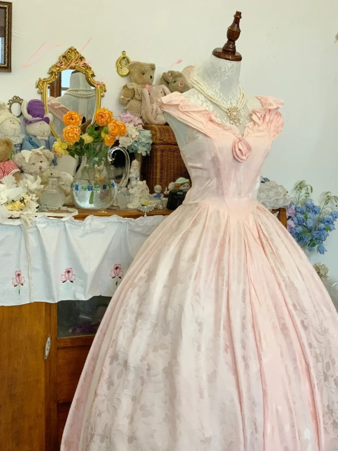 Sweet 16 Dress Satin Ballgown Pink Lace With Ruched V Neck Sweet Sixteen Dress RB9719