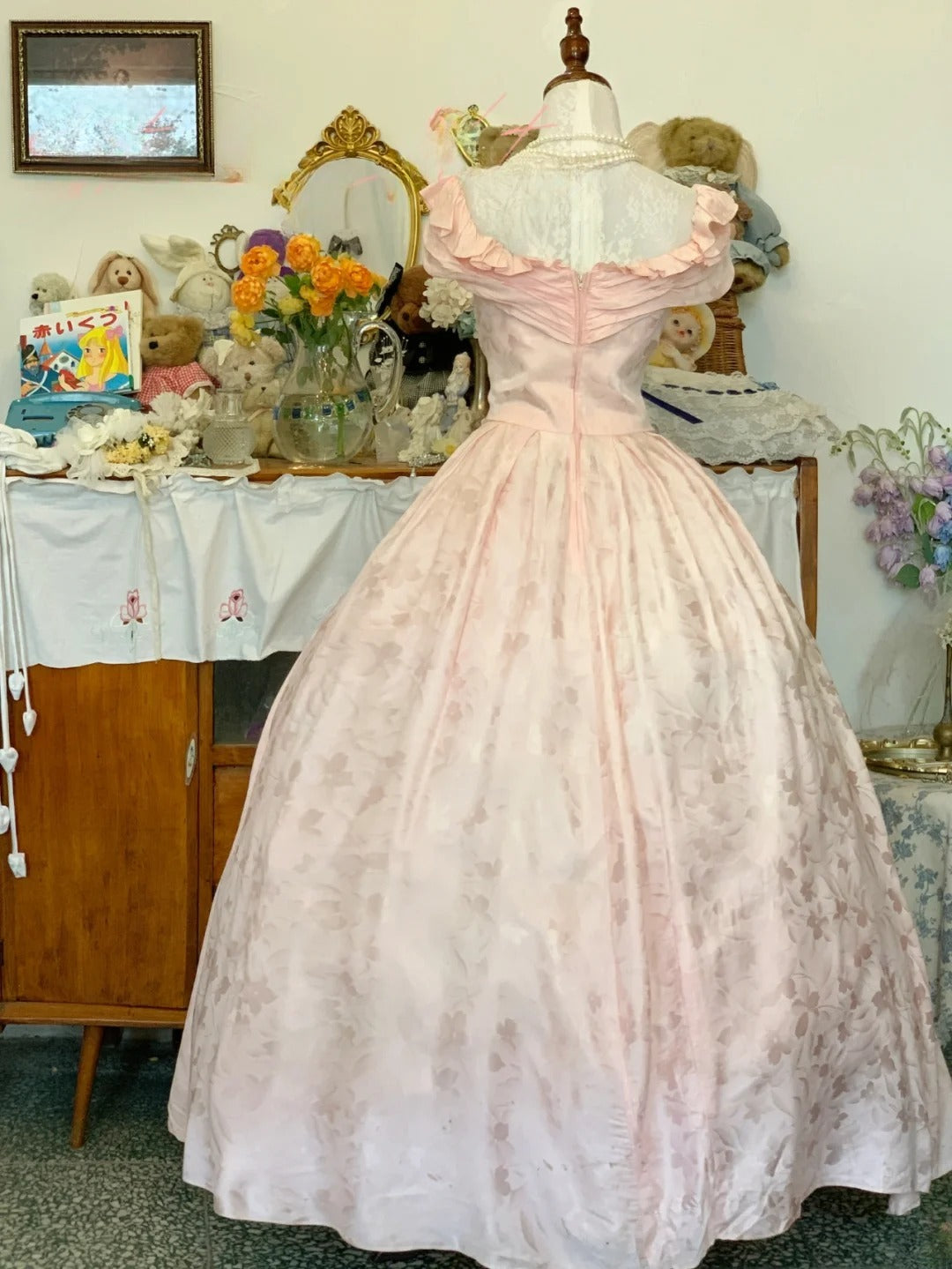 Sweet 16 Dress Satin Ballgown Pink Lace With Ruched V Neck Sweet Sixteen Dress RB9719