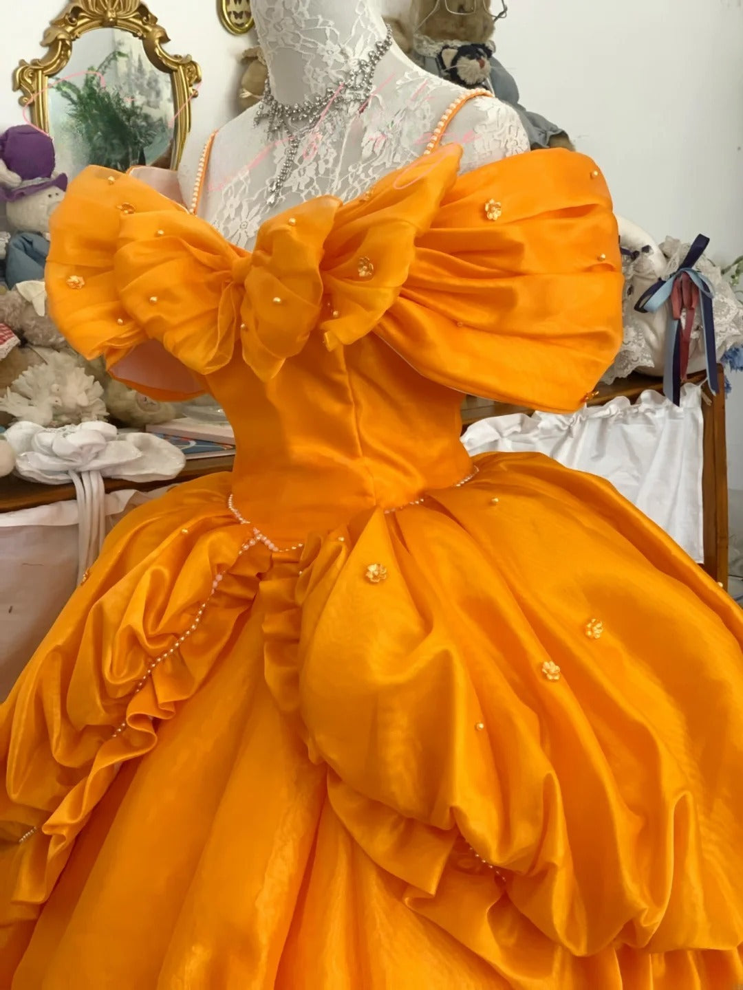 Sweet 16 Dress Ball Gown Spaghetti Straps Orange Satin With Ruched Ruffled Vestido De 15 Sweet Sixteen Dress RB9724