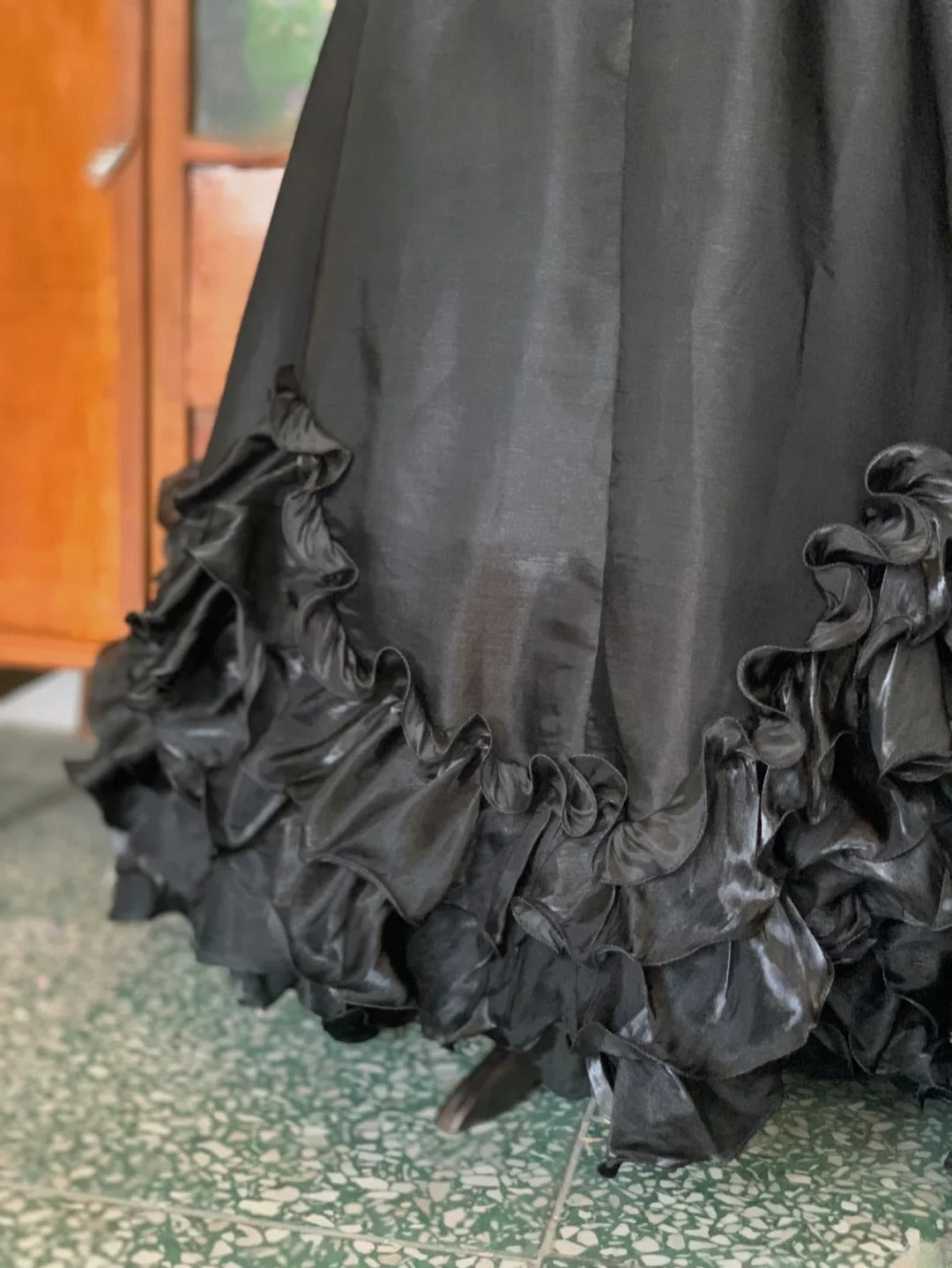 Sweet 16 Dress Black Ball Gown V Neck With Ruffled Sleeves Sweet Sixteen Dress RB9735