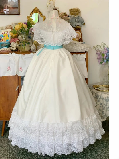 Vintage Wedding Dress Ball Gown Square White With Lace Bridal Gown for Big Day RB9736