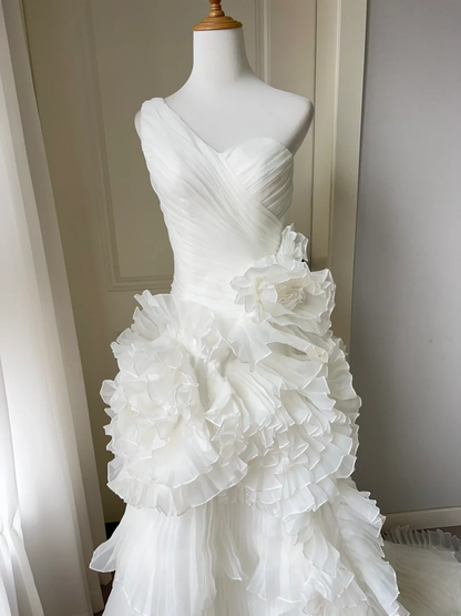 Princess Wedding Dress Ball Gown One Shoulder Vintage White Ruffled Floor Length Bridal Gown RC1450