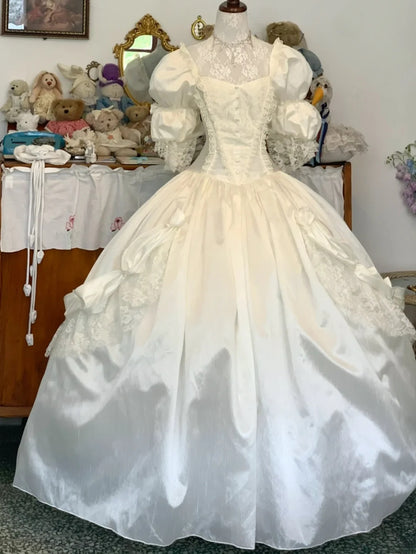Vintage Wedding Dress Ball Gown Square Neck White With Puffy Sleeves Lace Bridal Gown for Big Day RB9749