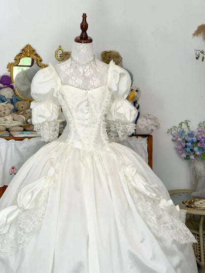 Vintage Wedding Dress Ball Gown Square Neck White With Puffy Sleeves Lace Bridal Gown for Big Day RB9749