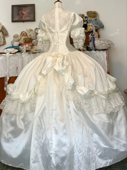 Vintage Wedding Dress Ball Gown Square Neck White With Puffy Sleeves Lace Bridal Gown for Big Day RB9749
