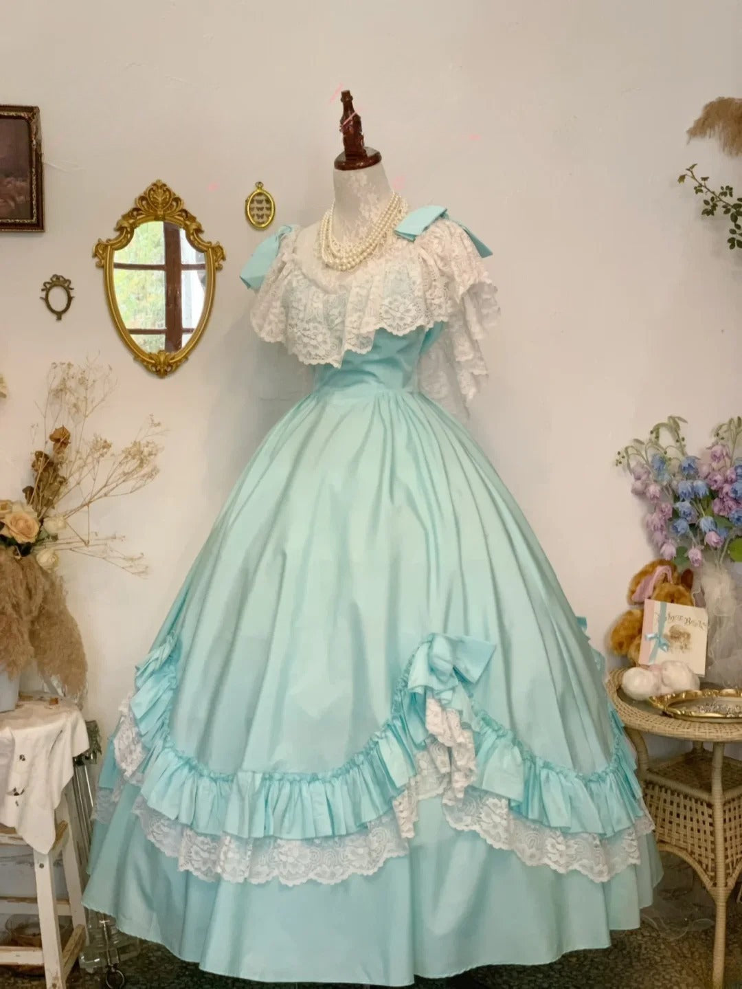 Sweet 16 Dress Green Ball Gown V Neck With Lace Blue Satin Sweet Sixteen Dress RB9757