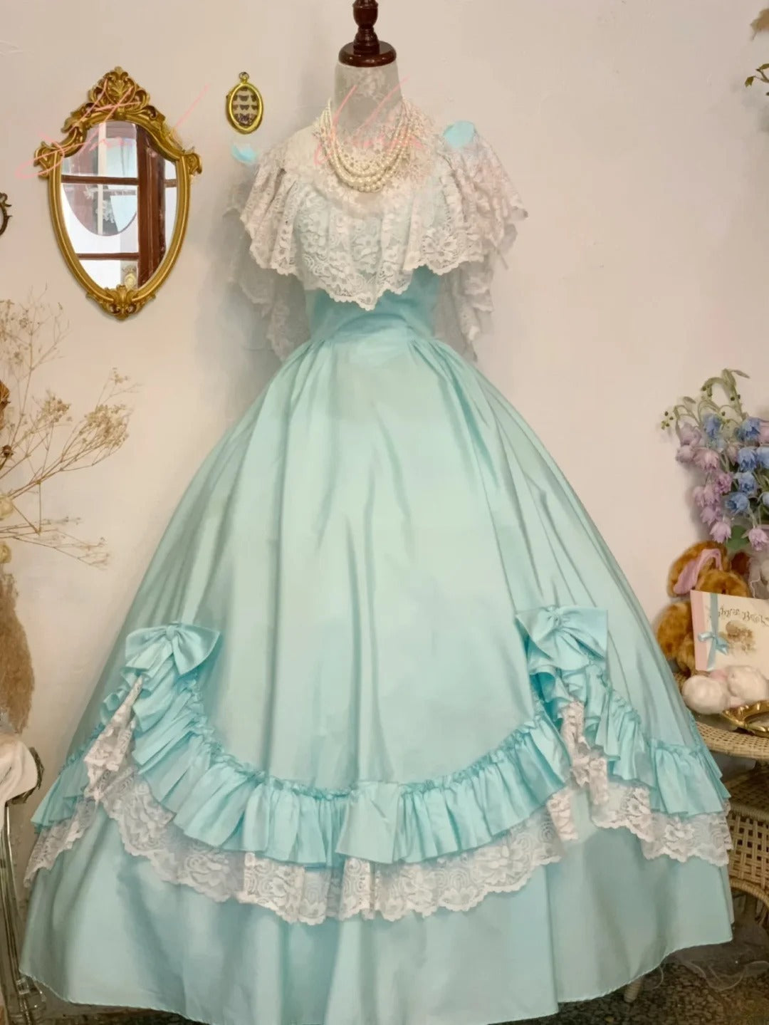 Sweet 16 Dress Green Ball Gown V Neck With Lace Blue Satin Sweet Sixteen Dress RB9757