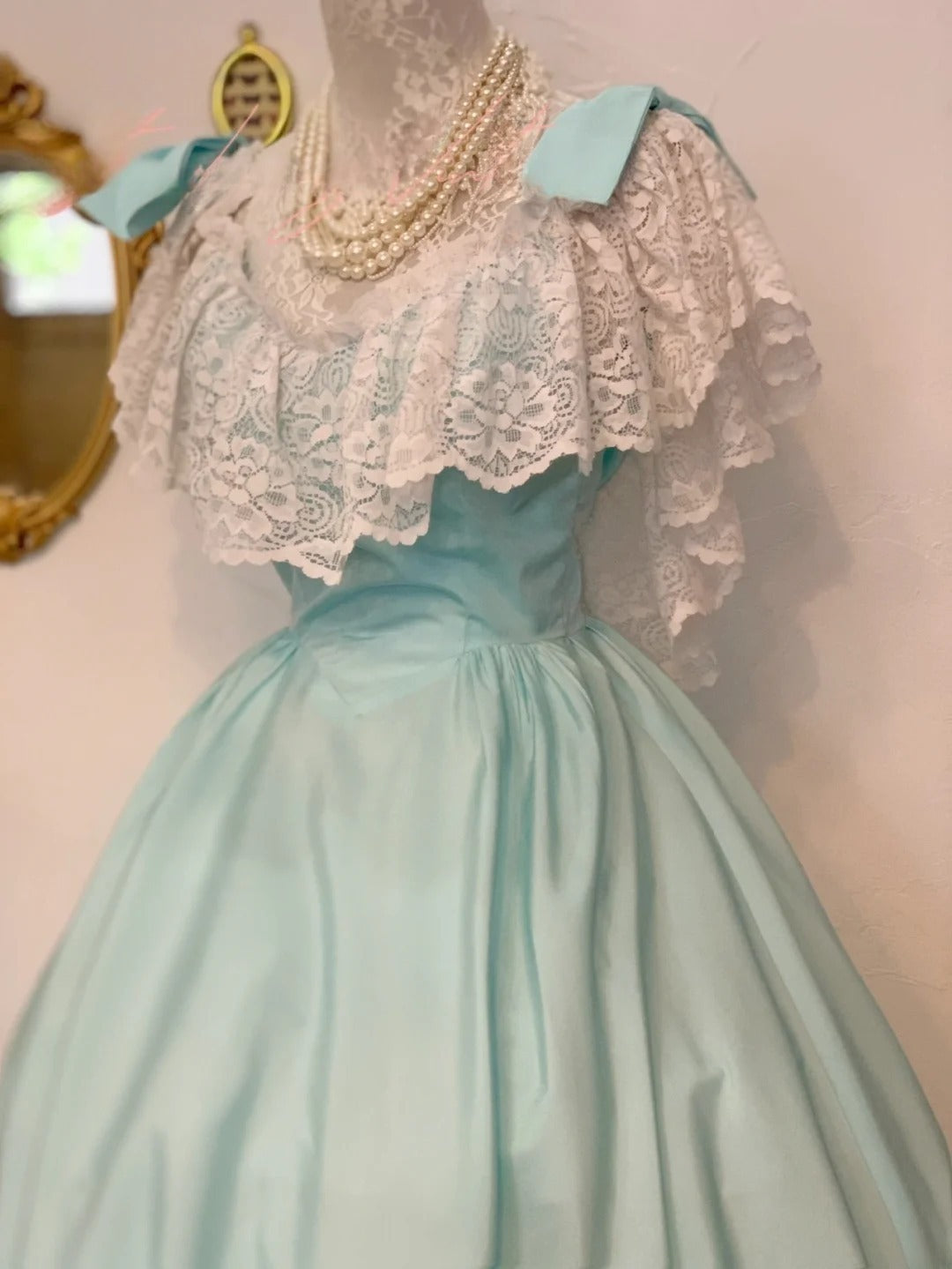Sweet 16 Dress Green Ball Gown V Neck With Lace Blue Satin Sweet Sixteen Dress RB9757