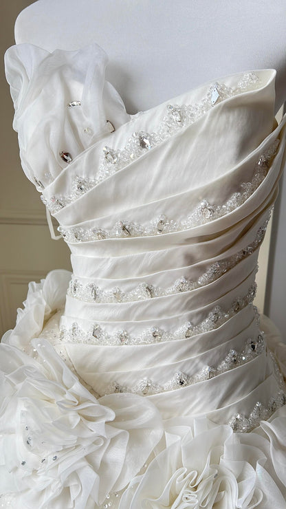 Fairytale Sweet 16 Dress Princess Ball Gown Sweetheart White With Flowers Beaded Floor‑Length Quinceanera Dresses RC0862