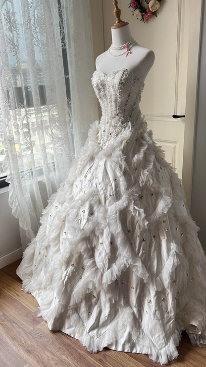 White Sweet 16 Quinceanera Dresses Sweetheart Beaded Tulle Tiered Ruffle Ball Gown Sweet 16 Dress RC0864