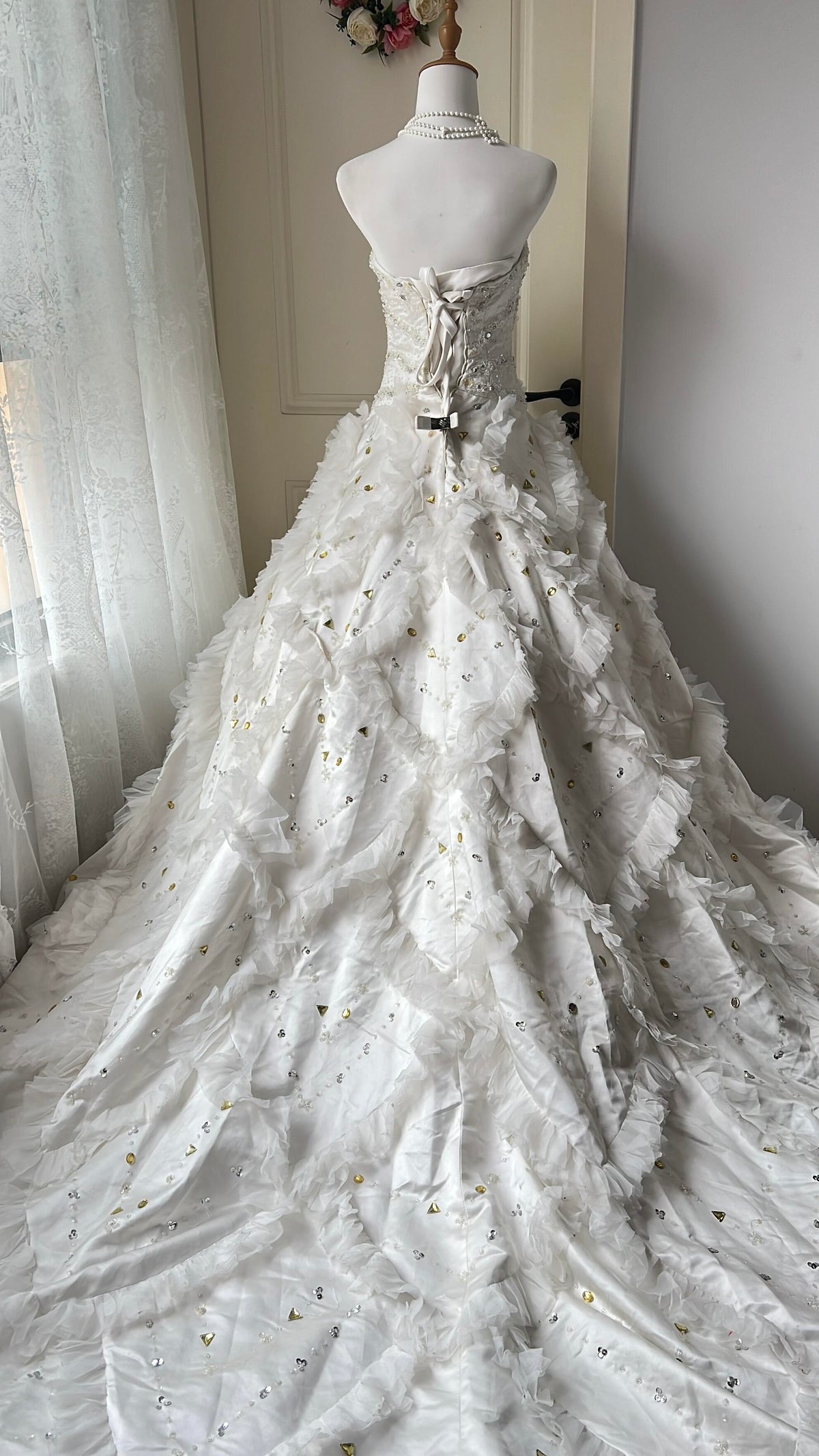 White Sweet 16 Quinceanera Dresses Sweetheart Beaded Tulle Tiered Ruffle Ball Gown Sweet 16 Dress RC0864
