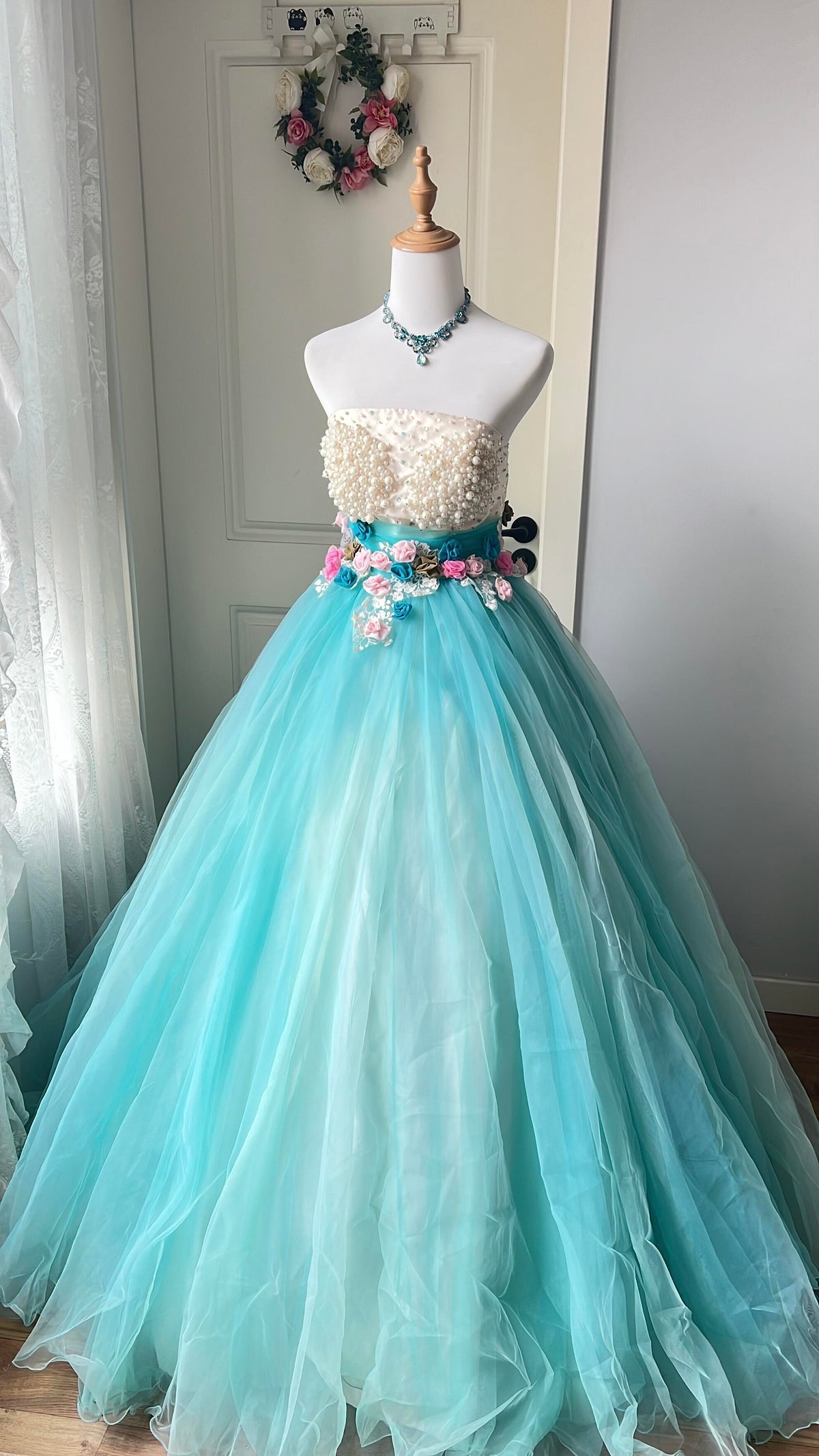 Fairytale Sweet 16 Dress Princess Ball Gown Strapless Blue Flowers Tulle Floor‑Length Quinceanera Dresses RC0858