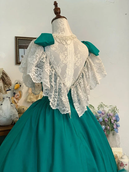 Sweet 16 Dress Green Ball Gown With Spaghetti Straps Satin Lace Sweet Sixteen Dress RB9763