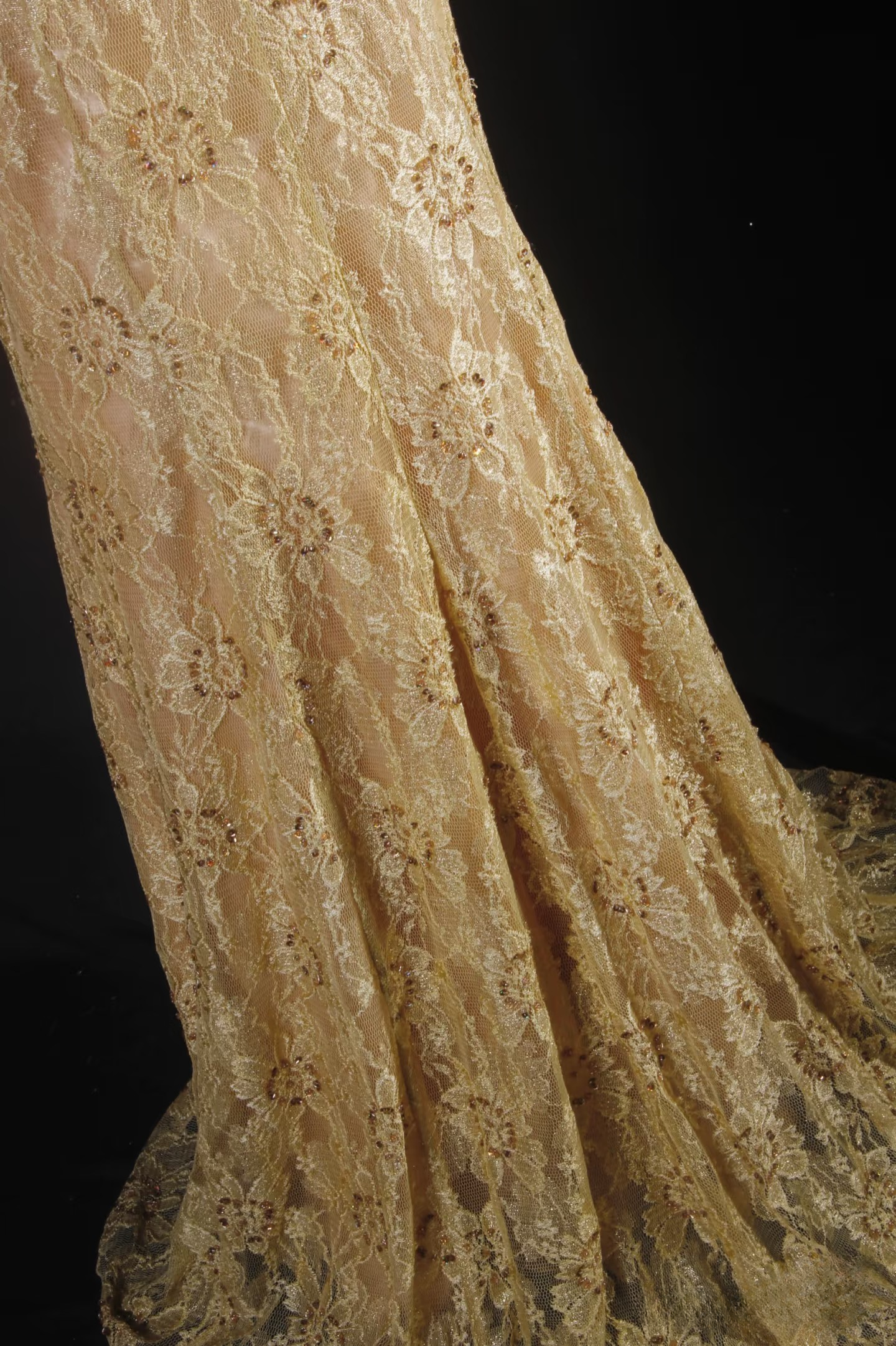 Retro Prom Dresses Mermaid Sweetheart Gold Lace Beads Vintage Long Prom Dresses Party Gowns AU004