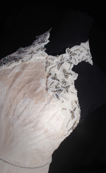 Retro Prom Dresses A Line Halter White Tulle Lace Vintage Long Prom Dresses Party Gowns AU012