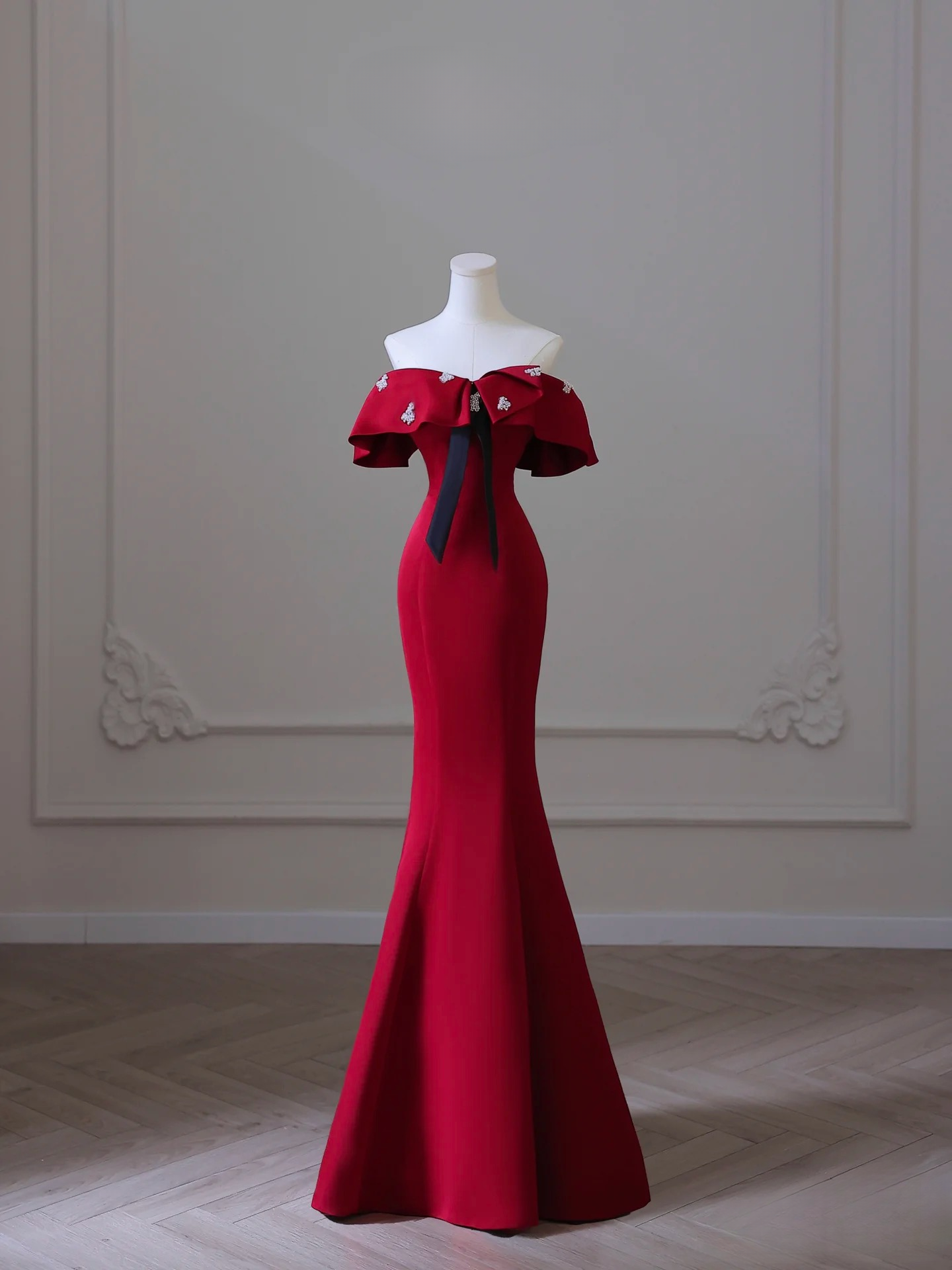 Mermaid Off The Shoulder Red Satin Floor Length Stunning Prom Dresses 2026 Inspiration Prom Dress Princess Graduation Dress AU013