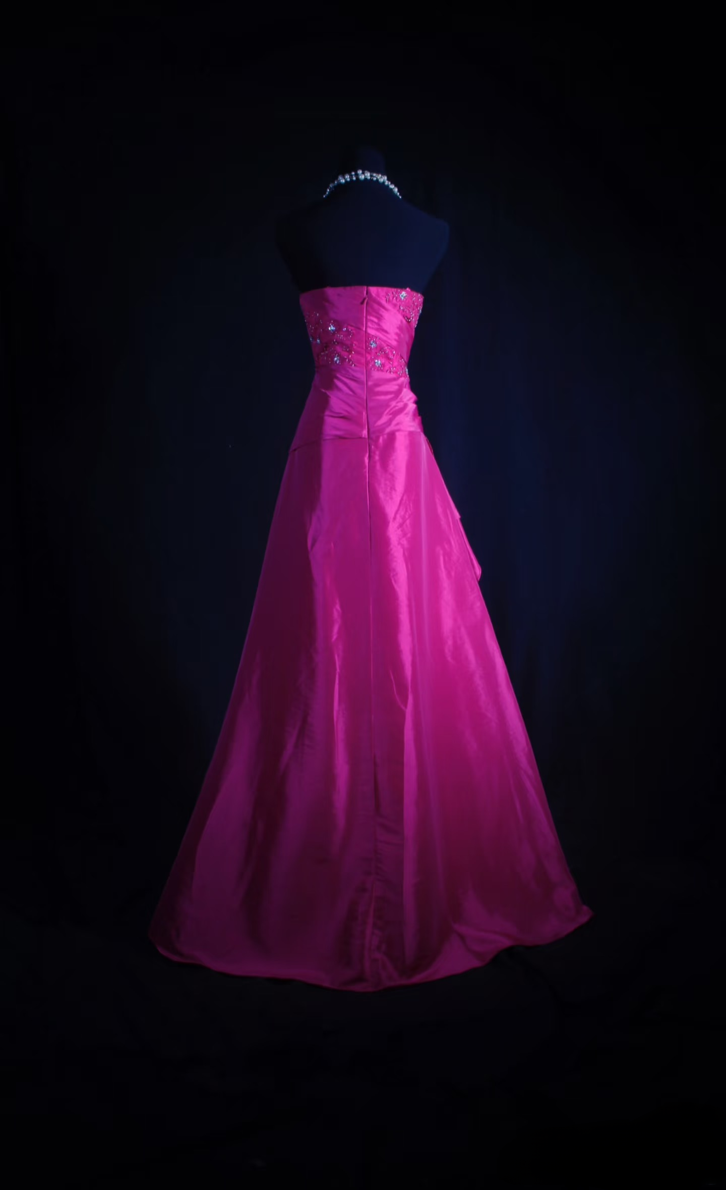 Retro Prom Dresses Ball Gown Strapless Fuchsia Satin With Appliqued Lace Vintage Long Prom Dresses Party Gowns AU015