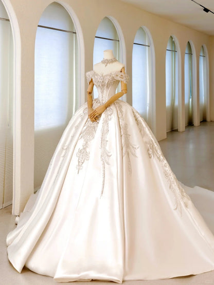 Luxury Women's Ball Gown Off The Shoulder With Beaded Appliqued White Satin Sweep Train Wedding Dresses AU017