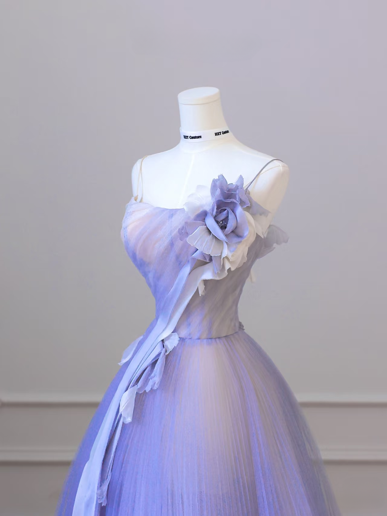 Elegant Ball Gown Spaghetti Straps Sleeveless Lilac Tulle Floor Length Amazing Prom Dress Inspiration Ideas Prom Inspo Dresses Graduation Dress AU019
