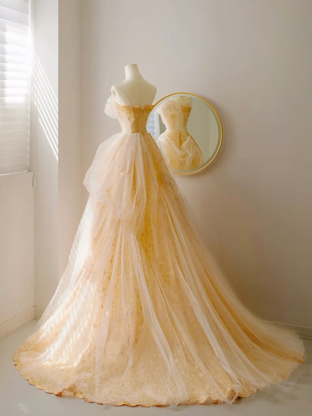Classy Ball Gown Strapless Yellow Floor Length Tulle Prom Dresses Formal Dress Birthday Outfits Prom Gown AU020
